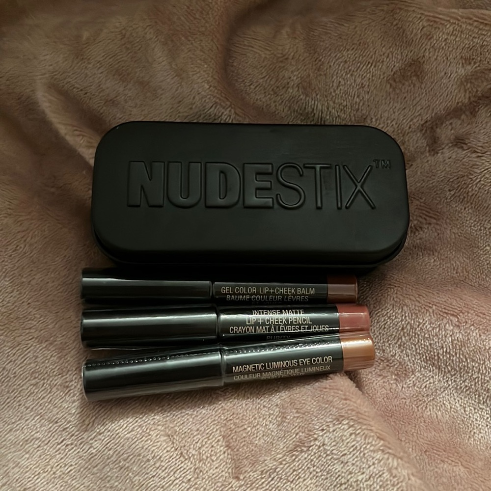 NUDESTIX Mini Kit